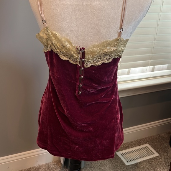 Aratta Velvet Dreams cami - Picture 2 of 5